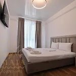 Seaside 2 By Sunny Mamaia Apartment
