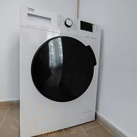 아파트 Seaside 2 By Sunny Mamaia