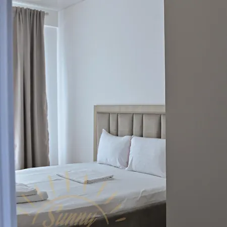 Seaside 2 By Sunny Mamaia * Năvodari