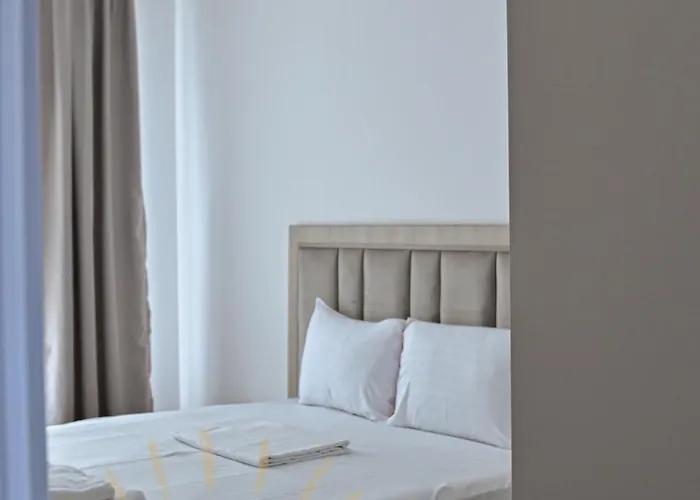 Seaside 2 By Sunny Mamaia * Năvodari